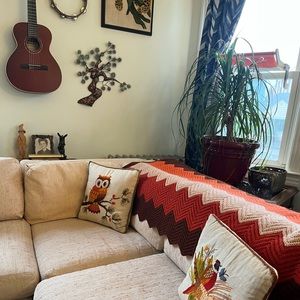 Vintage MCM 70s Crochet Accent Throw